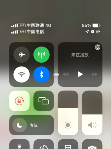 兴安苹果手机维修分享iPhone双卡信号解决办法 